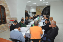 بالصور: الهيئة الاسلامية تعرض مسودة أولية لدستورها على أعضاء هيئتها العامة